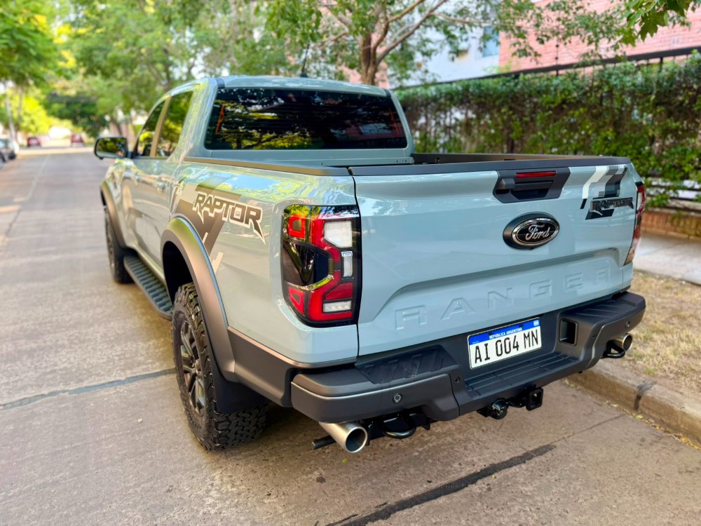 Ford Ranger Raptor 3.0 v6 bi-turbo  — foto 13